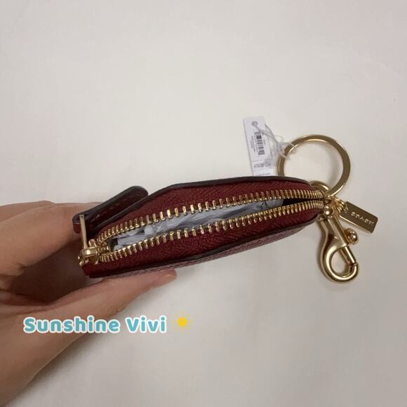 NWT Coach CP368 Heart Bag Charm IN Gold/Dark Ruby - Picture 4 of 6